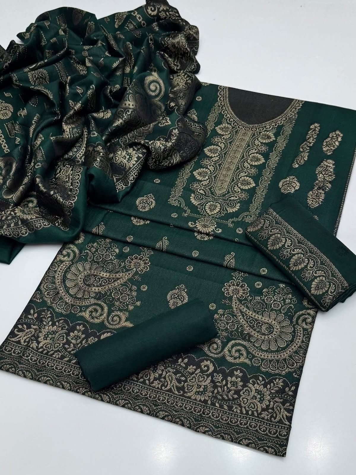 ALHAMDULILAH Winter Pashmina 3 PC Suit - Jacquard Banarsi